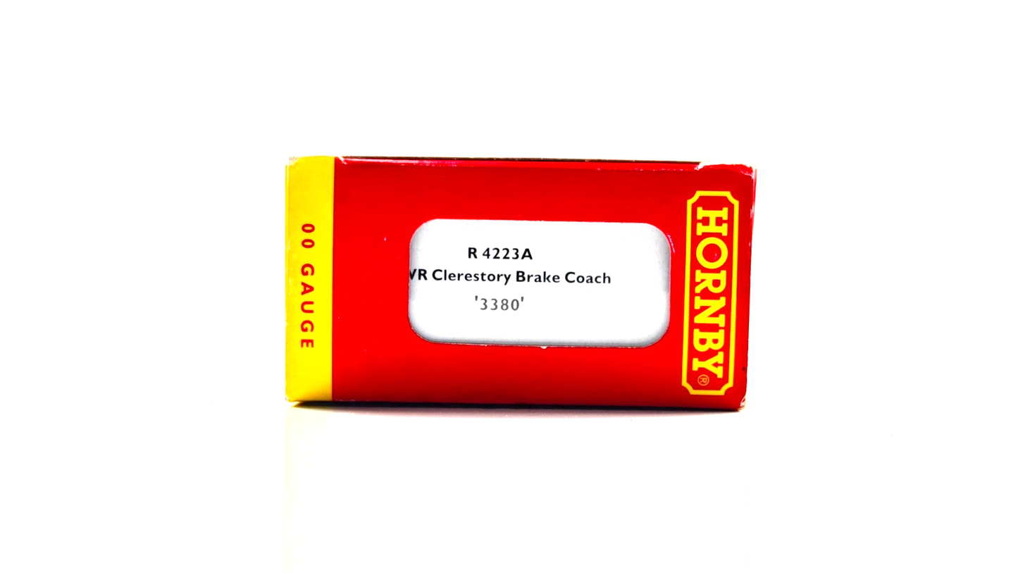 HORNBY 00 GAUGE - R4223A - GWR GREAT WESTERN CLERESTORY BRAKE COACH 3380