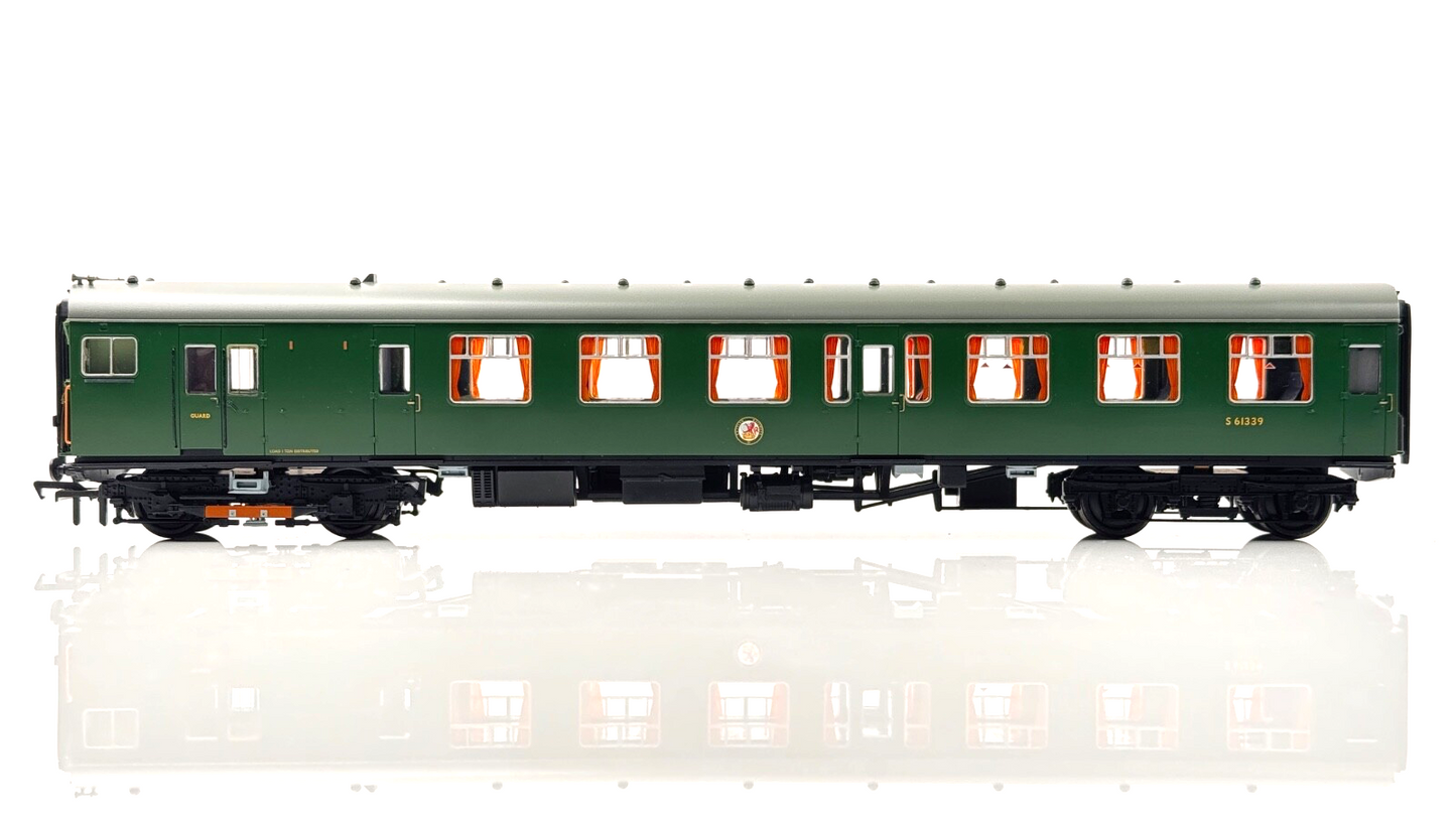 BACHMANN 00 GAUGE - 31-426A - 4CEP EMU 7128 LATE SR MULTIPLE UNIT GREEN BOXED