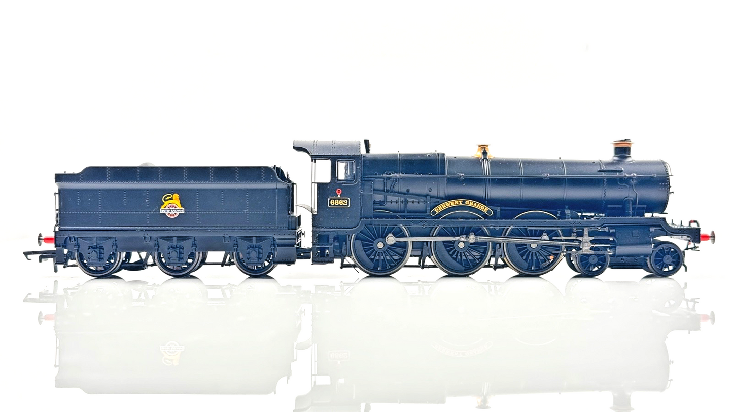 HORNBY 00 GAUGE - R2403 - BR BLACK (EARLY) 4-6-0 'DERWENT GRANGE' 6862 BOXED