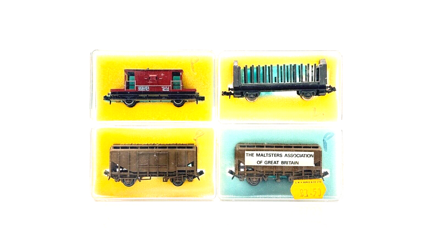 PECO N GAUGE - RAKE OF 4 MIXED WAGONS BULK GRAIN MALTSTERS & BRAKE VAN- BOXED