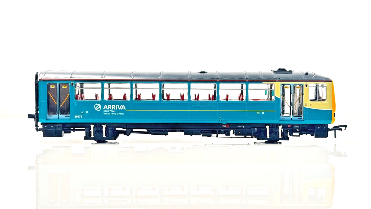 REALTRACK 00 GAUGE - RT143-211 - CLASS 143 ARRIVA TRAINS WALES ATW SIR TOM JONES