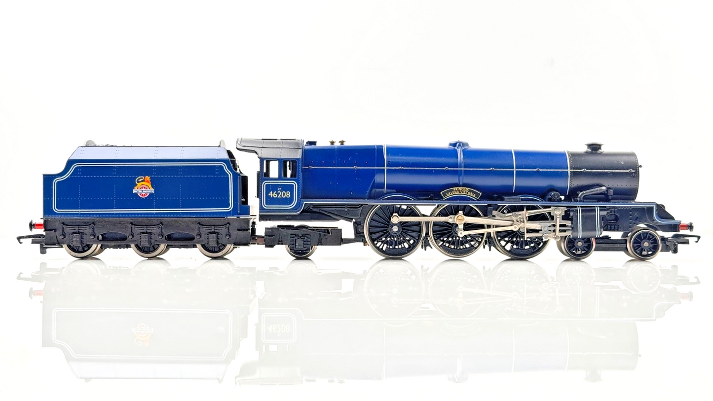 HORNBY 00 GAUGE - R138 - BR BLUE 4-6-2 'PRINCESS HELENA VICTORIA' 46208 - BOXED