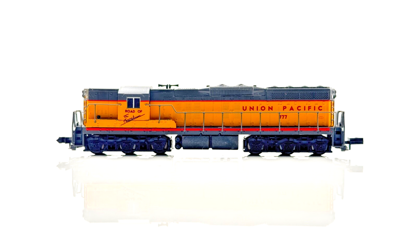 LIFE LIKE N GAUGE - UNION PACIFIC UP DIESEL LOCOMOTIVE NO.777 - BOXED
