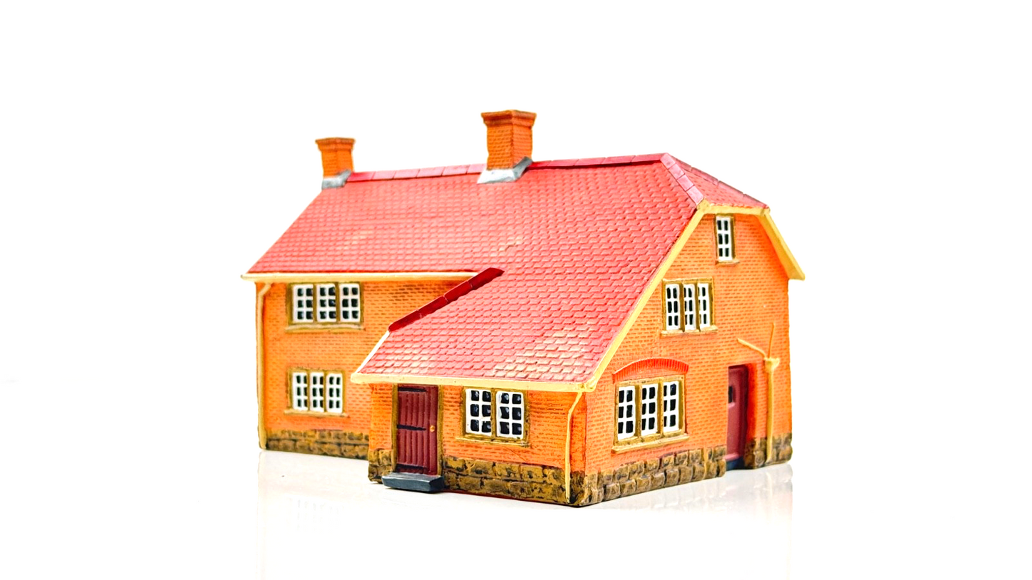 HORNBY 00 GAUGE SKALEDALE/SCENIX - EM6007 - COUNTRY FARMHOUSE - UNBOXED