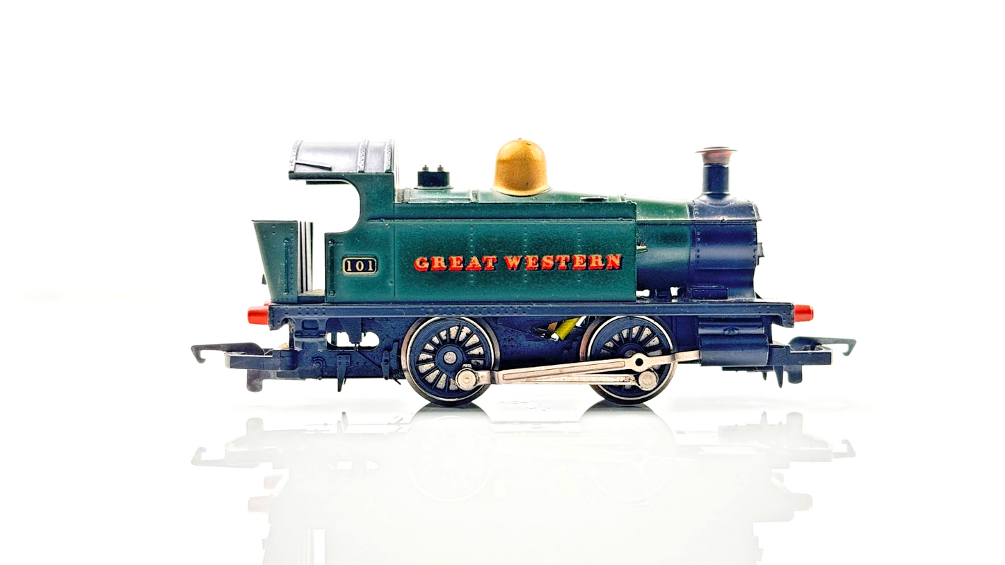 HORNBY 00 GAUGE - R077 - GWR GREAT WESTERN 0-4-0 TANK ENGINE 101 - UNBOXED
