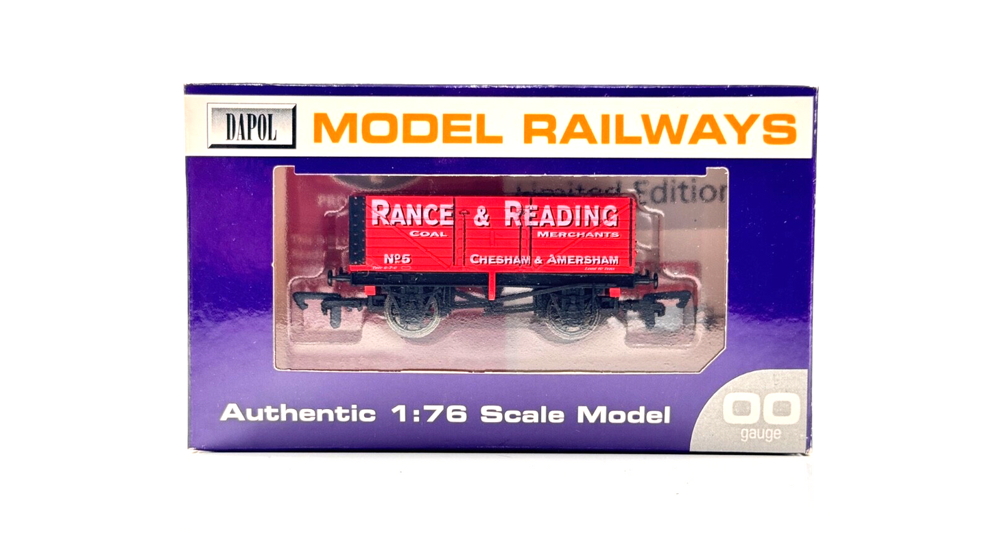 DAPOL 00 GAUGE - RANCE READING COAL MERCHANT CHESHAM AMERSHAM (LIMITED EDITION)
