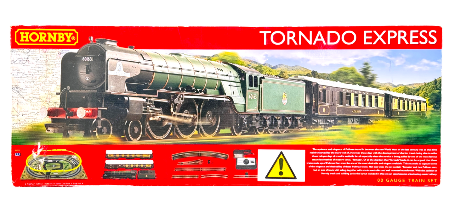 HORNBY 00 GAUGE - R1225 - BR GREEN ***TORNADO & TWO PULLMAN COACHES ONLY***