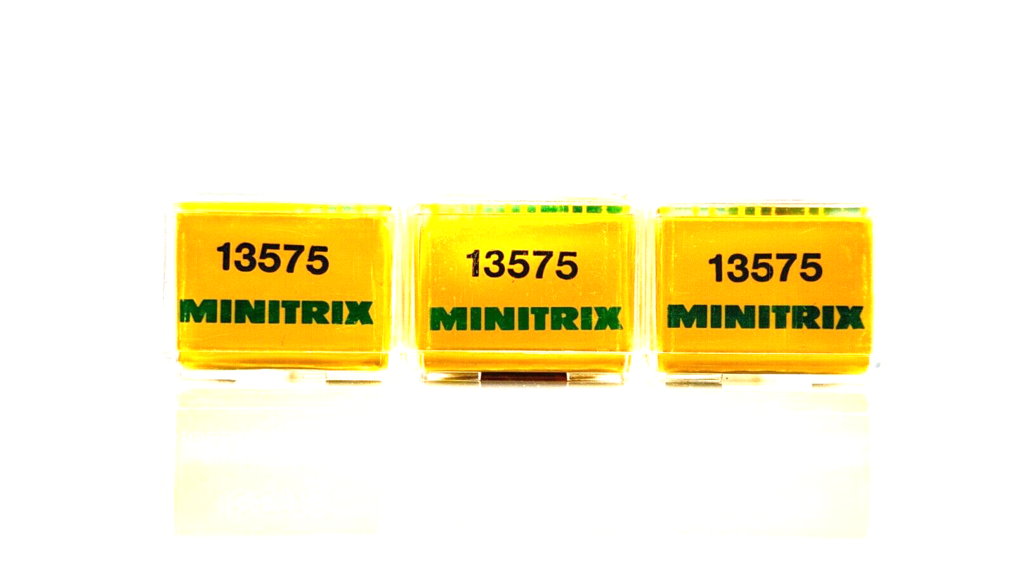 MINITRIX N GAUGE - 13575 - 3 X BR GREY BOGIE HOPPER WAGONS - BOXED LOT 1