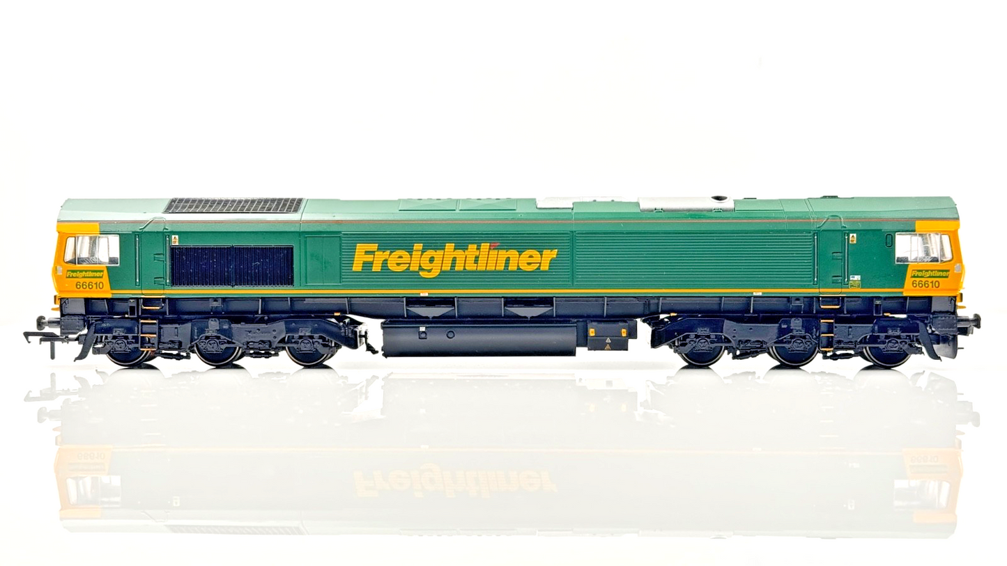 BACHMANN 00 GAUGE - 32-726 - CLASS 66 DIESEL 66610 FREIGHTLINER - BOXED