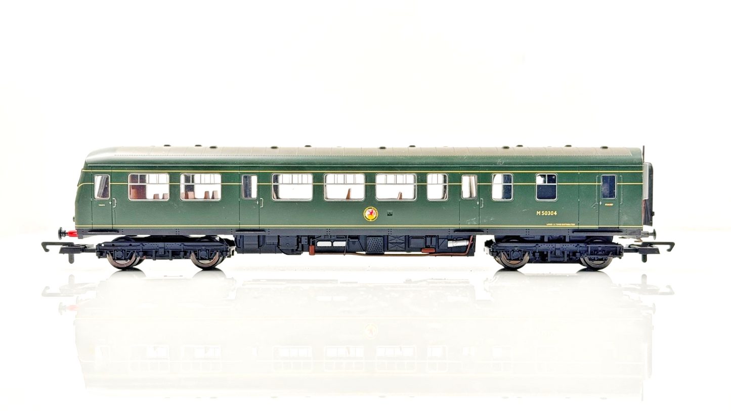 HORNBY 00 GAUGE - R2578 - CLASS 101 BRITISH RAIL BR GREEN 3 CAR DMU - UNBOXED