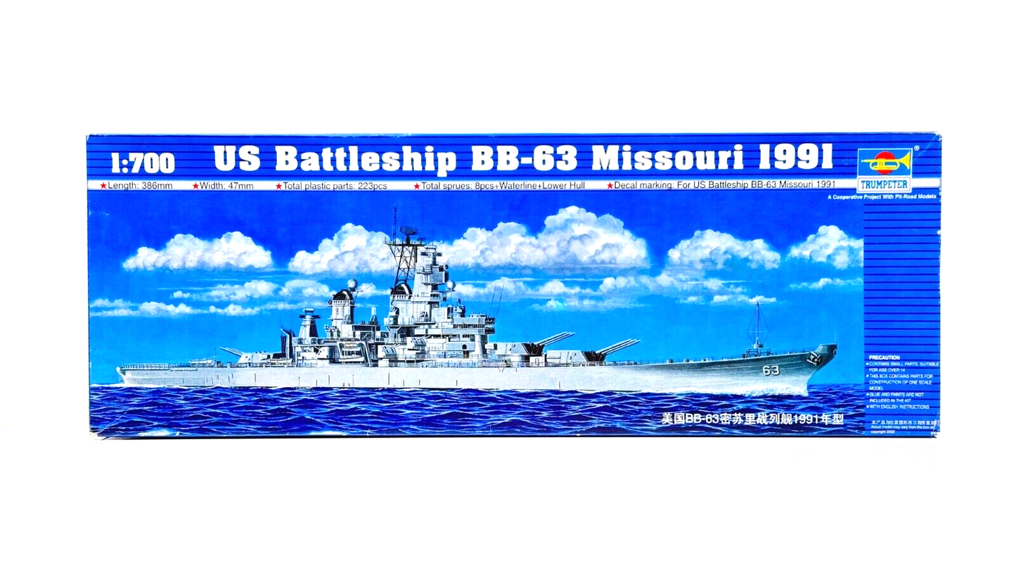 TRUMPETER 1/700 - US BATTLESHIP BB-63 MISSOURI 1991 MODEL KIT - COMPLETE/UNUSED