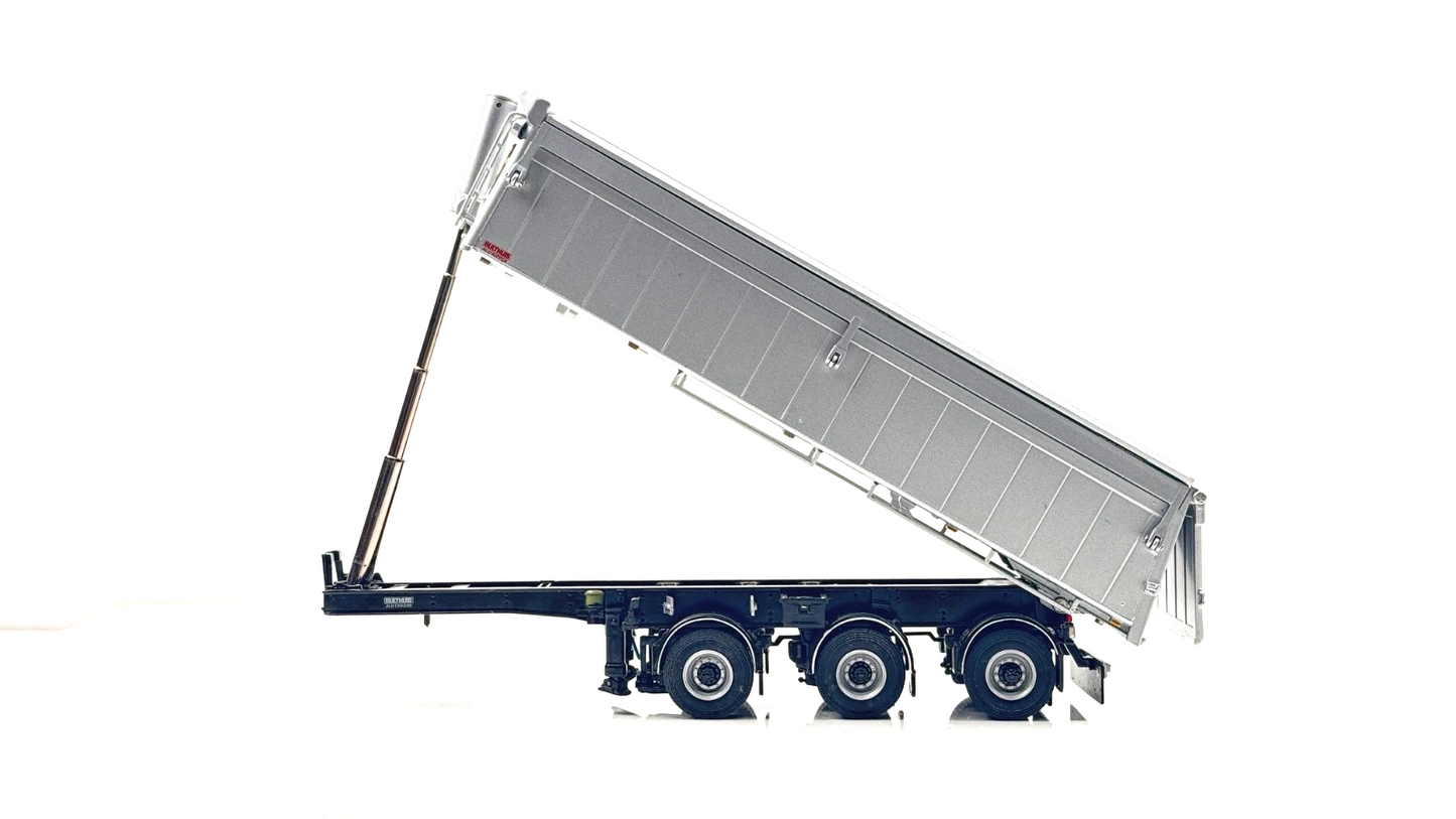 WSI 1/50 SCALE - 03-1003 - 3 AXLE ASPHALT SAND TIPPER TRAILER SILVER - BOXED