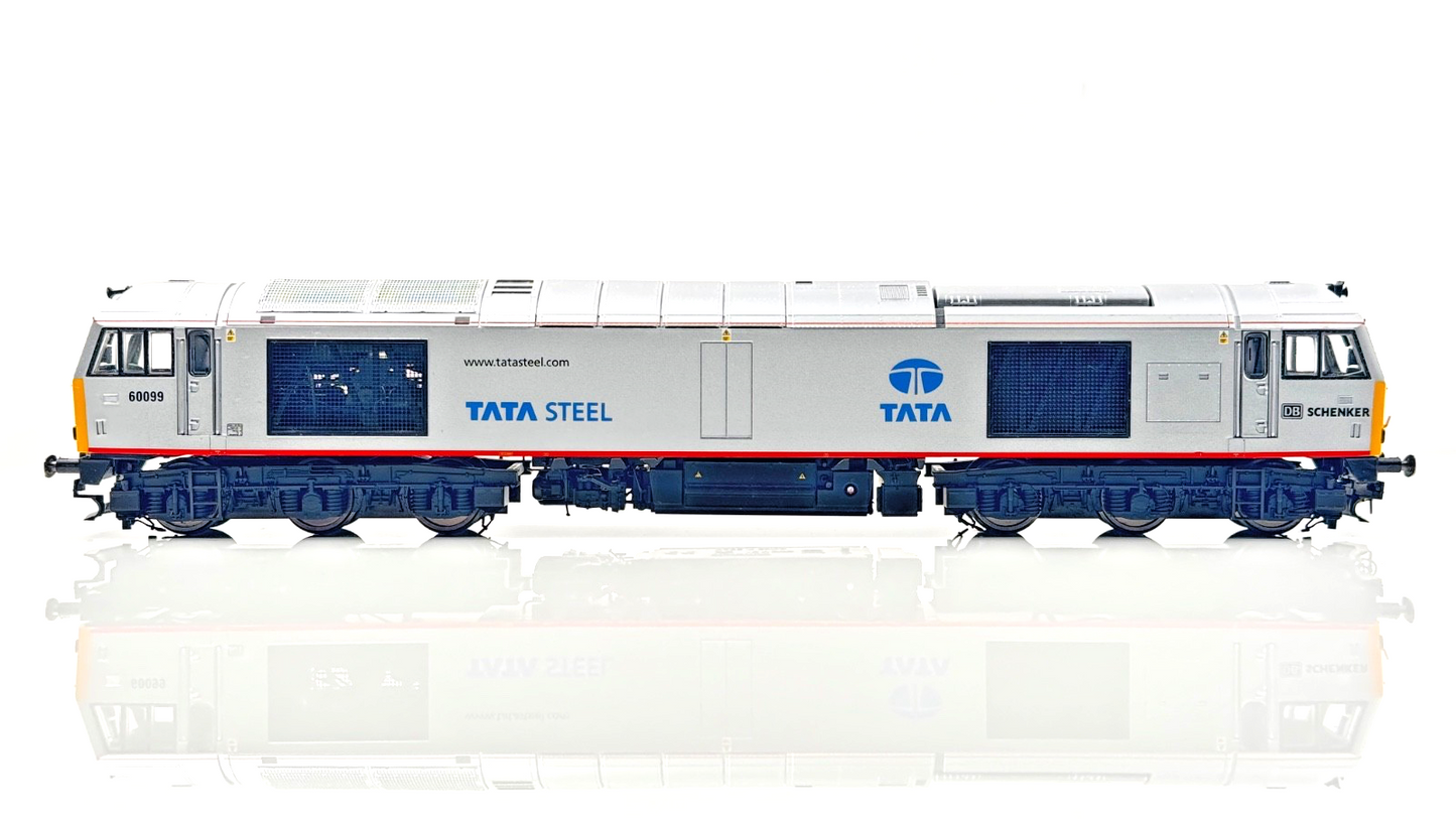 HORNBY 00 GAUGE - R3141 - CLASS 60 DIESEL 60099 DB SCHENKER TATA STEEL BOXED