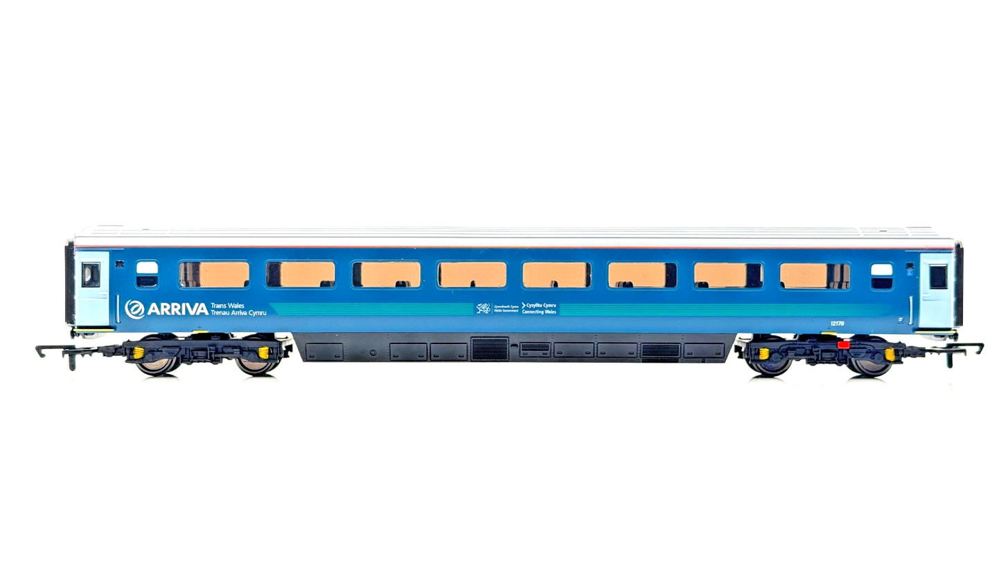 HORNBY 00 GAUGE - R4635A - ARRIVA TRAINS WALES ATW MK3 STANDARD OPEN COACH 12179