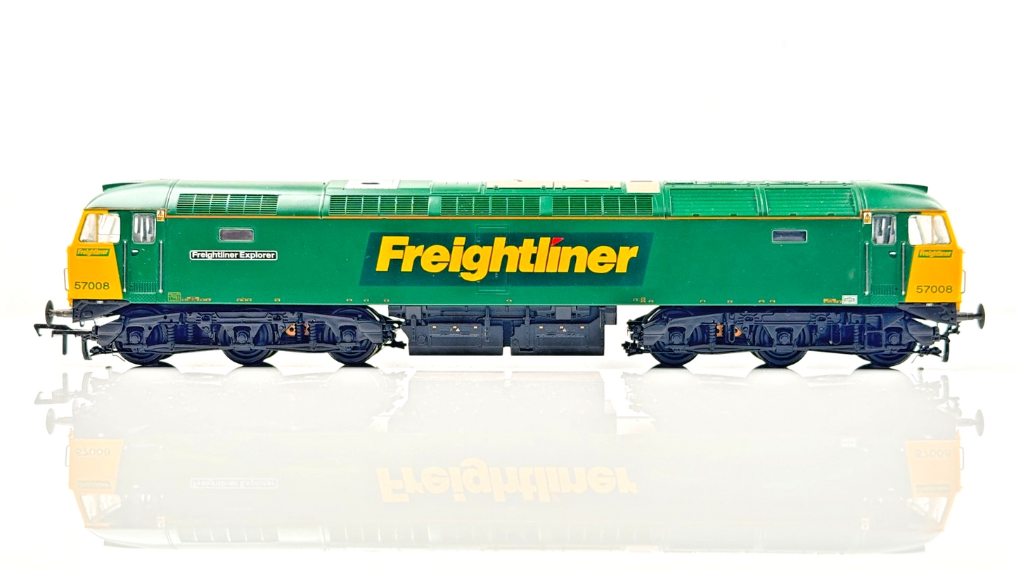 BACHMANN 00 GAUGE - 32-750 - CLASS 57/0 DIESEL 57008 FREIGHTLINER EXPLORER BOXED