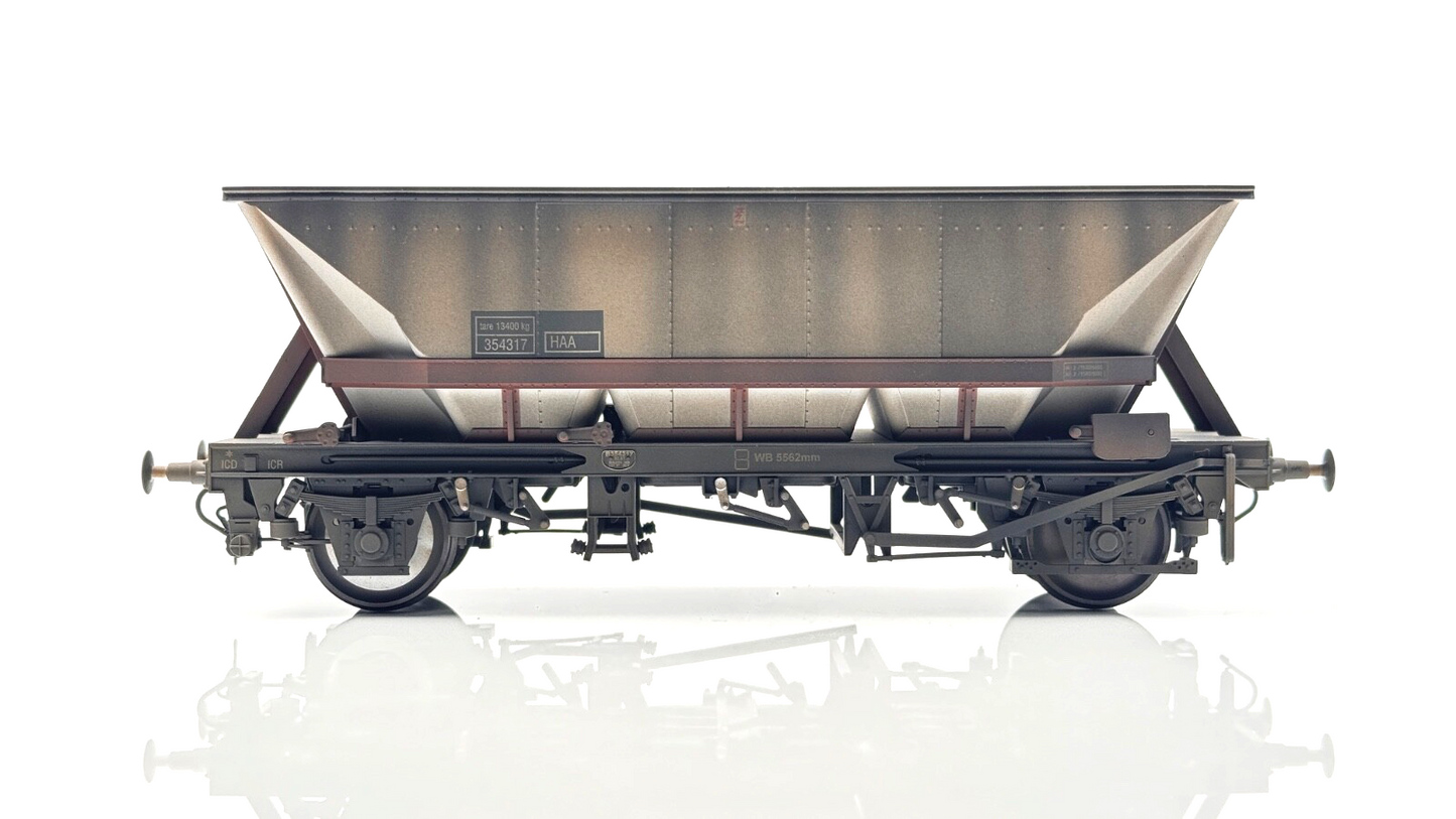 DAPOL O GAUGE - 7F-048-005 - MGR HAA COAL WAGON (BROWN) 354317 CUSTOM WEATHERED