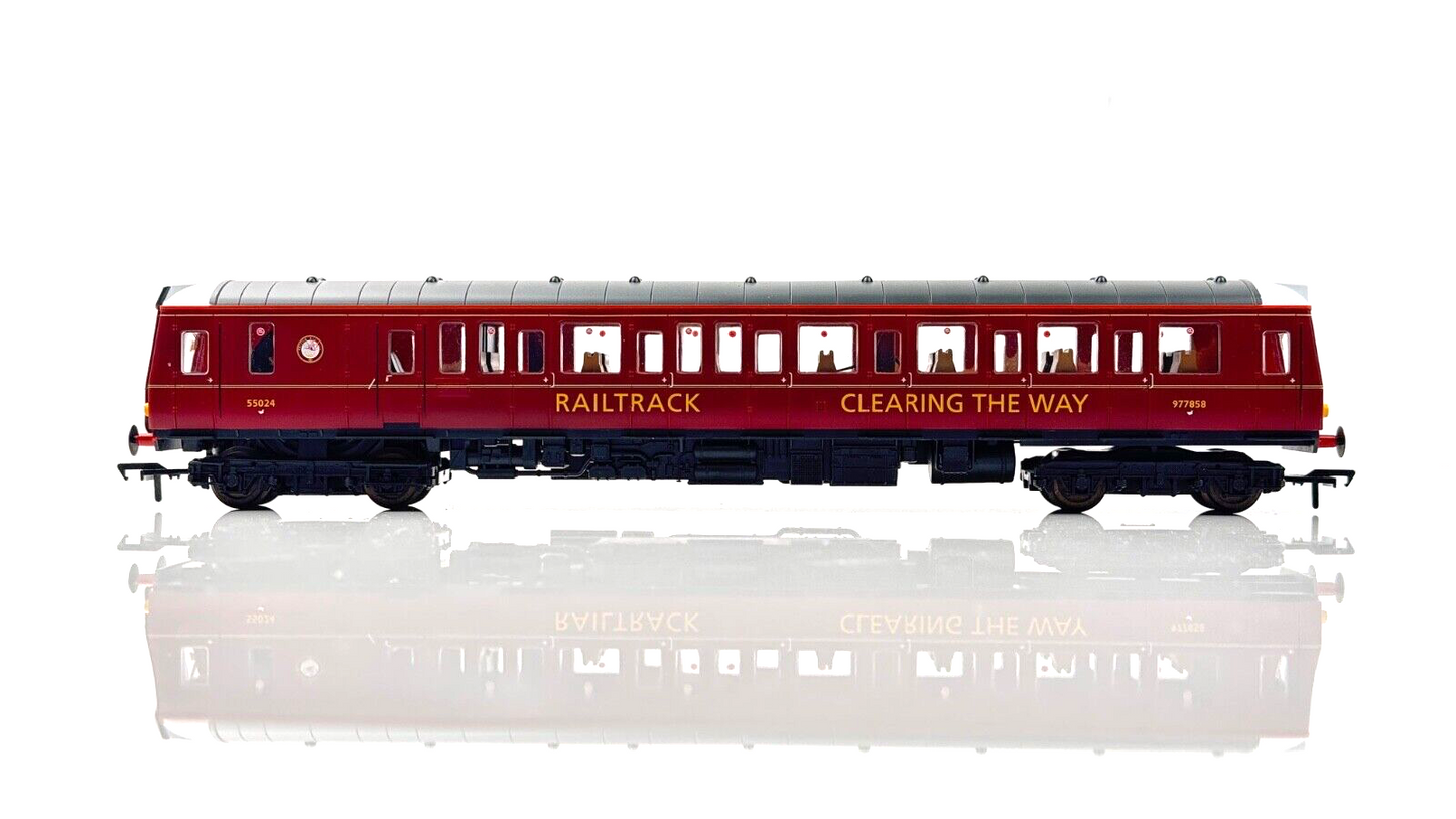 LIMA 00 GAUGE - L204928 - CLASS 121 DIESEL RAILTRACK CLEARING THE WAY MAROON