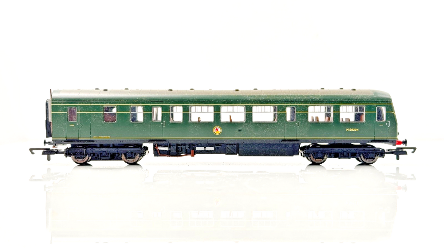 HORNBY 00 GAUGE - R2578 - CLASS 101 BRITISH RAIL BR GREEN 3 CAR DMU - UNBOXED