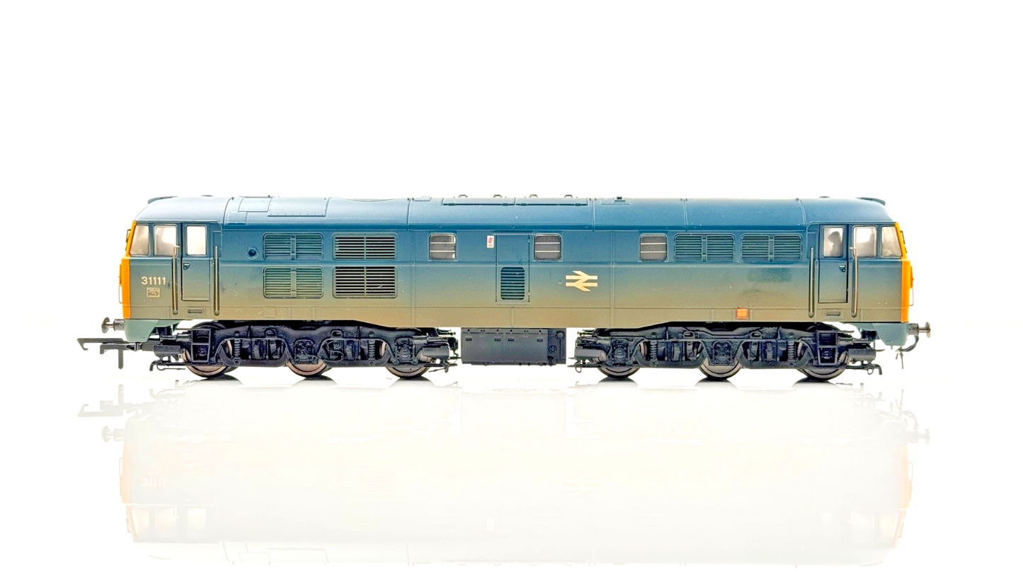 HORNBY 00 GAUGE - R2571 - CLASS 31 DIESEL ELECTRIC 31111 BR BLUE WEATHERED BOXED