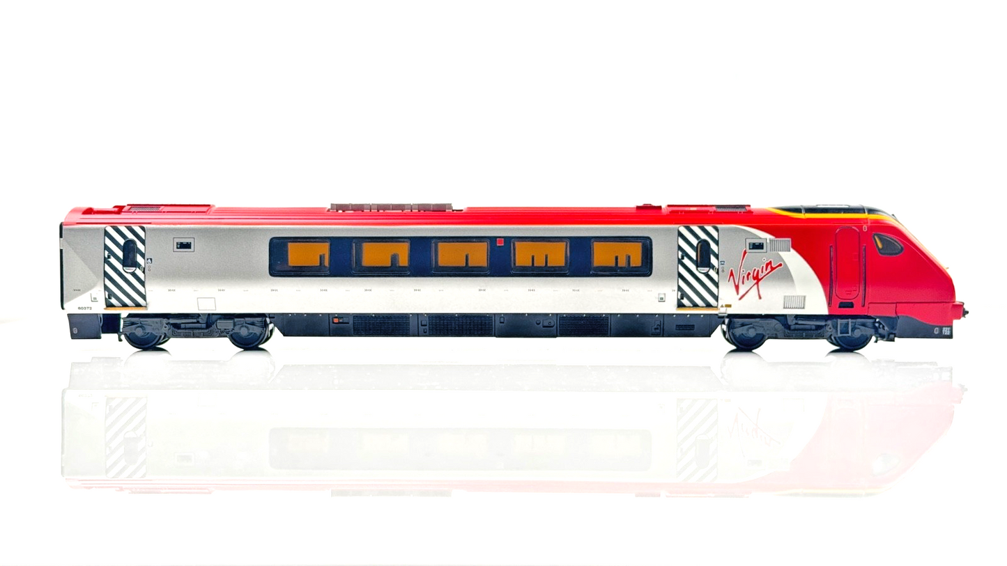 BACHMANN 00 GAUGE - 32-627 - CLASS 221 VIRGIN TRAINS DR WHO 221122 SUPER VOYAGER