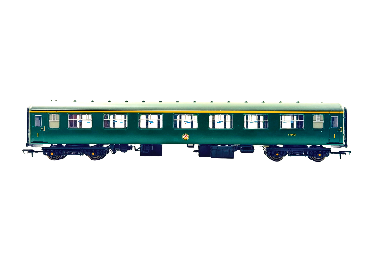 BACHMANN 00 GAUGE - 39-333A - BR GREEN MK2 FK FIRST CORRIDOR COACH S13401 - UB