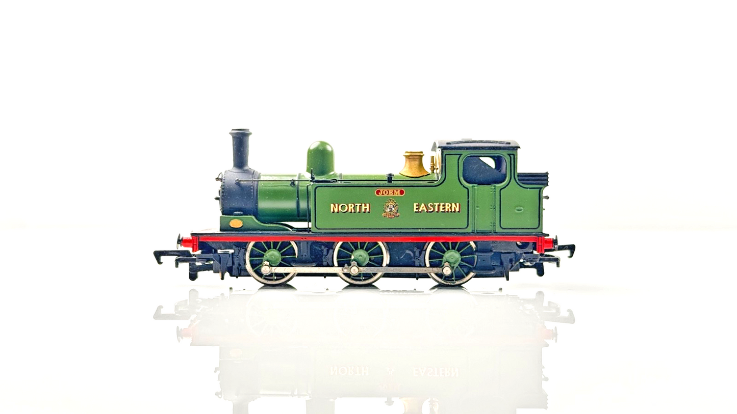 MAINLINE 00 GAUGE - NORTH EASTERN NE GREEN J72 TANK 'JOEM' - BOXED