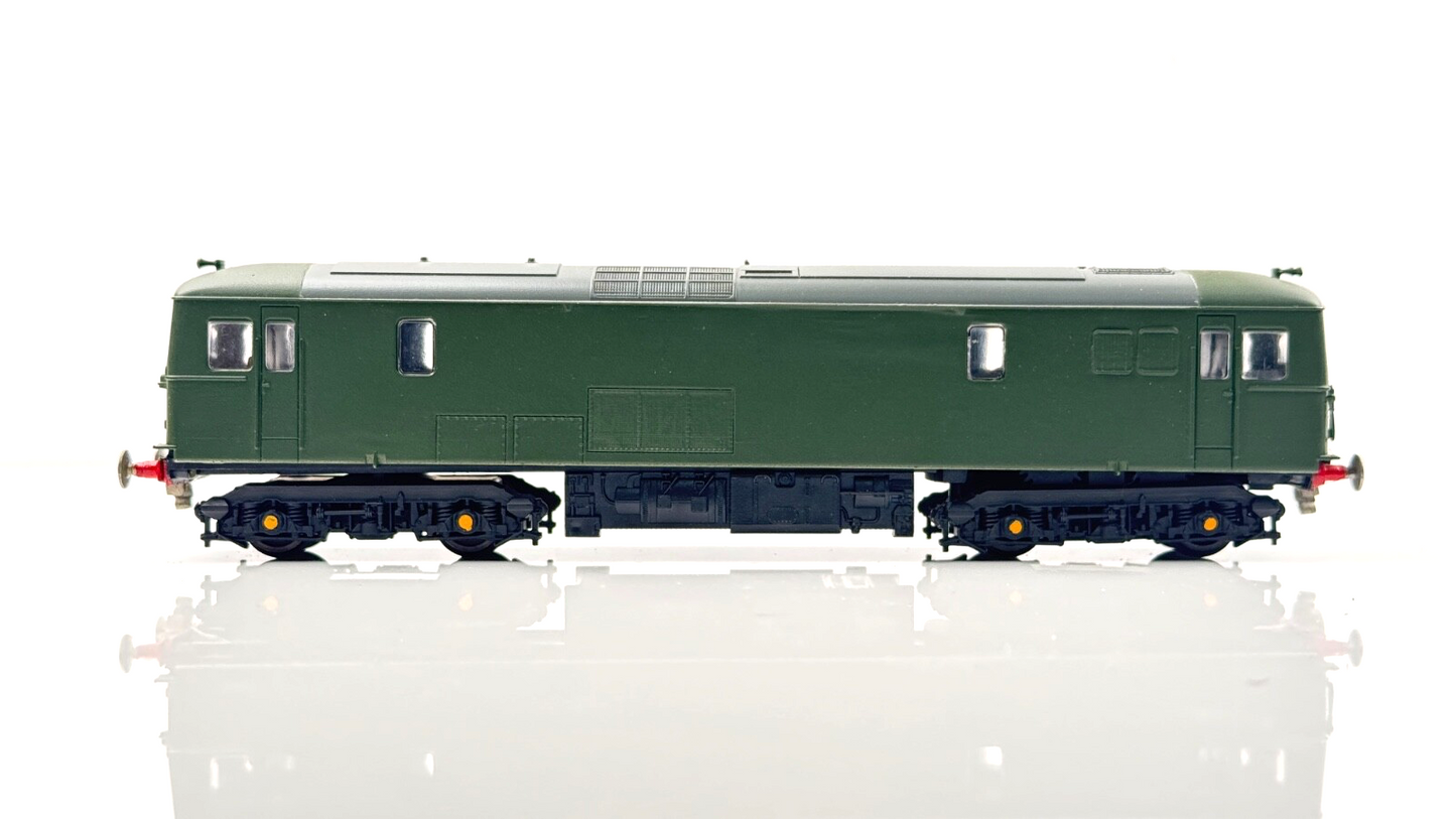 LIMA 00 GAUGE - CLASS 73 ELECTRO DIESEL PLAIN GREEN REFINISHED - REP BOX