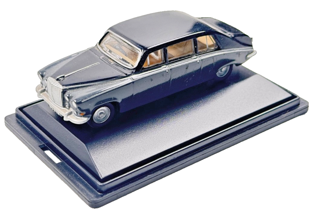 OXFORD DIECAST 1/76 SCALE - 76DS003 - DAIMLER DS420 EMBASSY BLACK CARLTON GREY