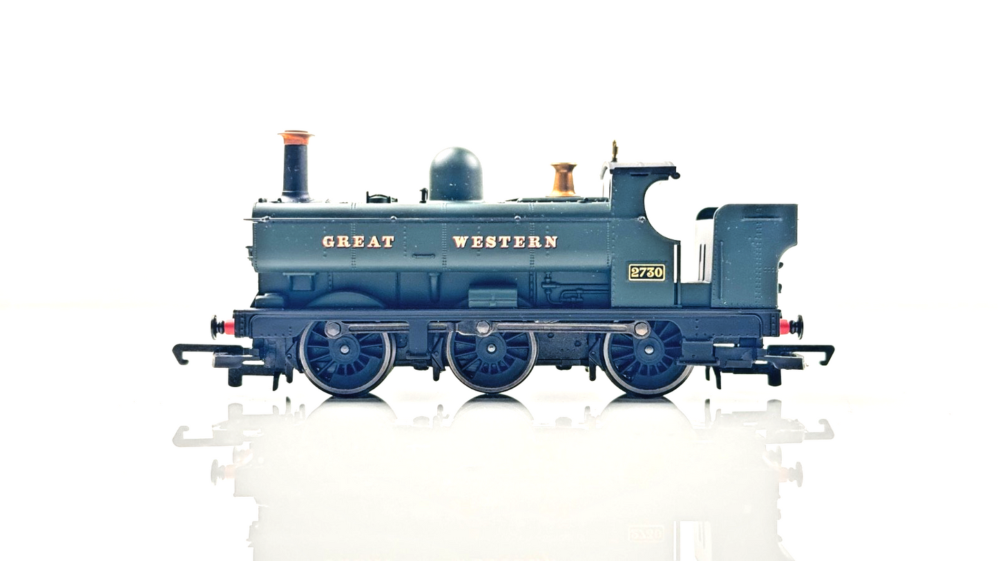 HORNBY 00 GAUGE - R760B - GWR GREAT WESTERN GREEN 0-6-0 2721 PANNIER TANK 2730