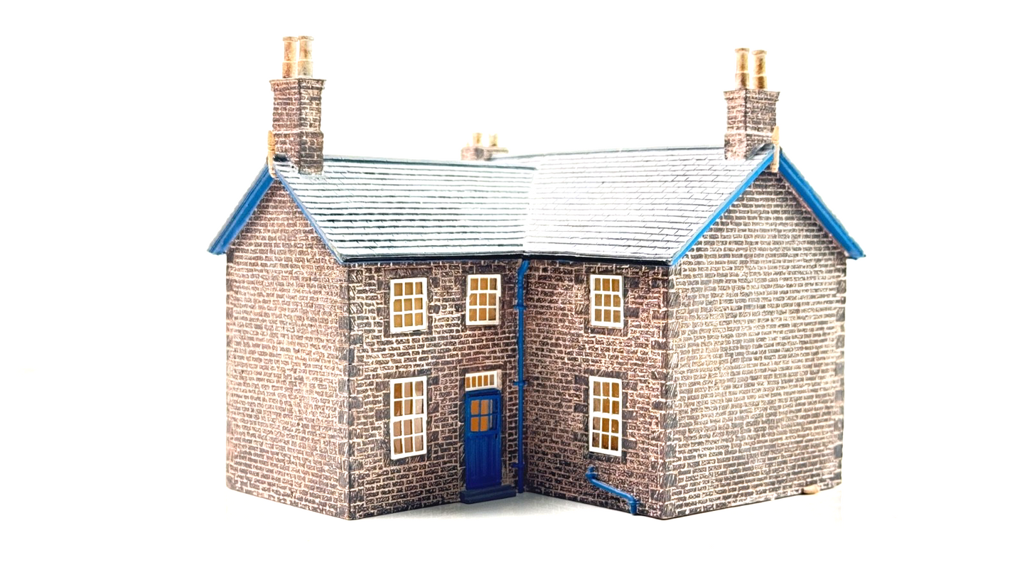 HORNBY 00 GAUGE SKALEDALE - R8628 - MAIN STATION BUILDING - UNBOXED
