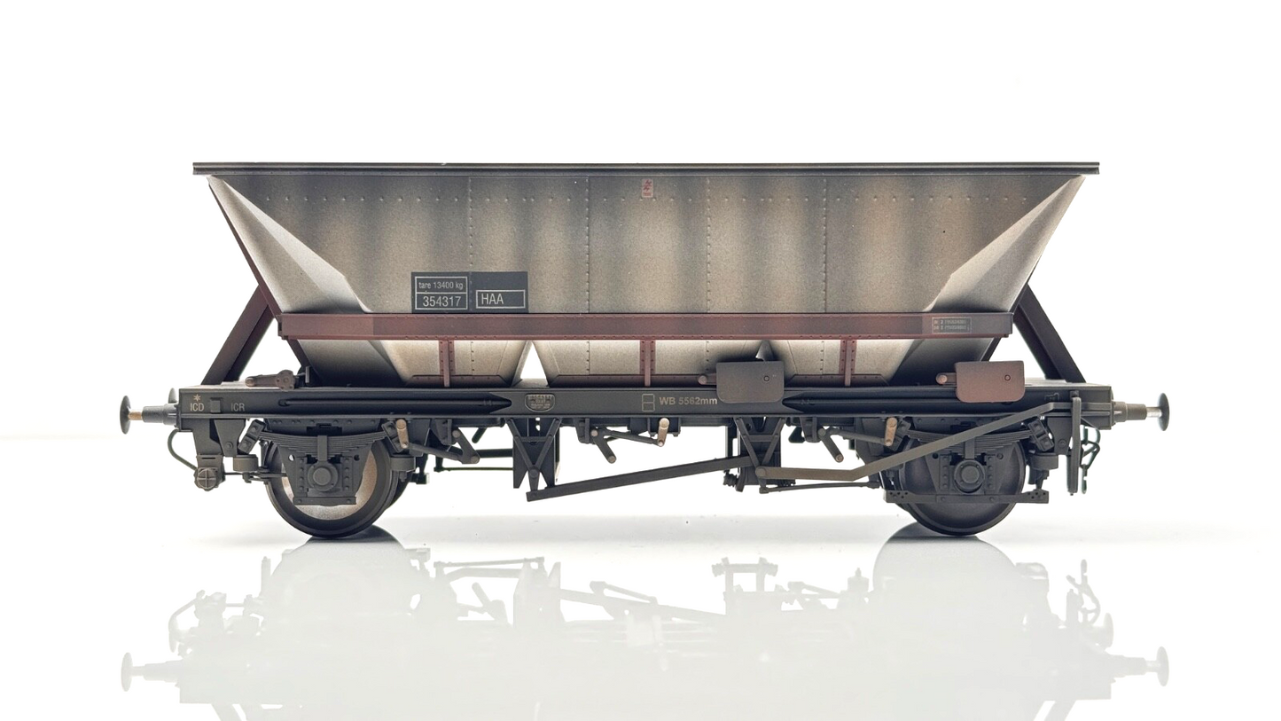 DAPOL O GAUGE - 7F-048-005 - MGR HAA COAL WAGON (BROWN) 354317 CUSTOM WEATHERED