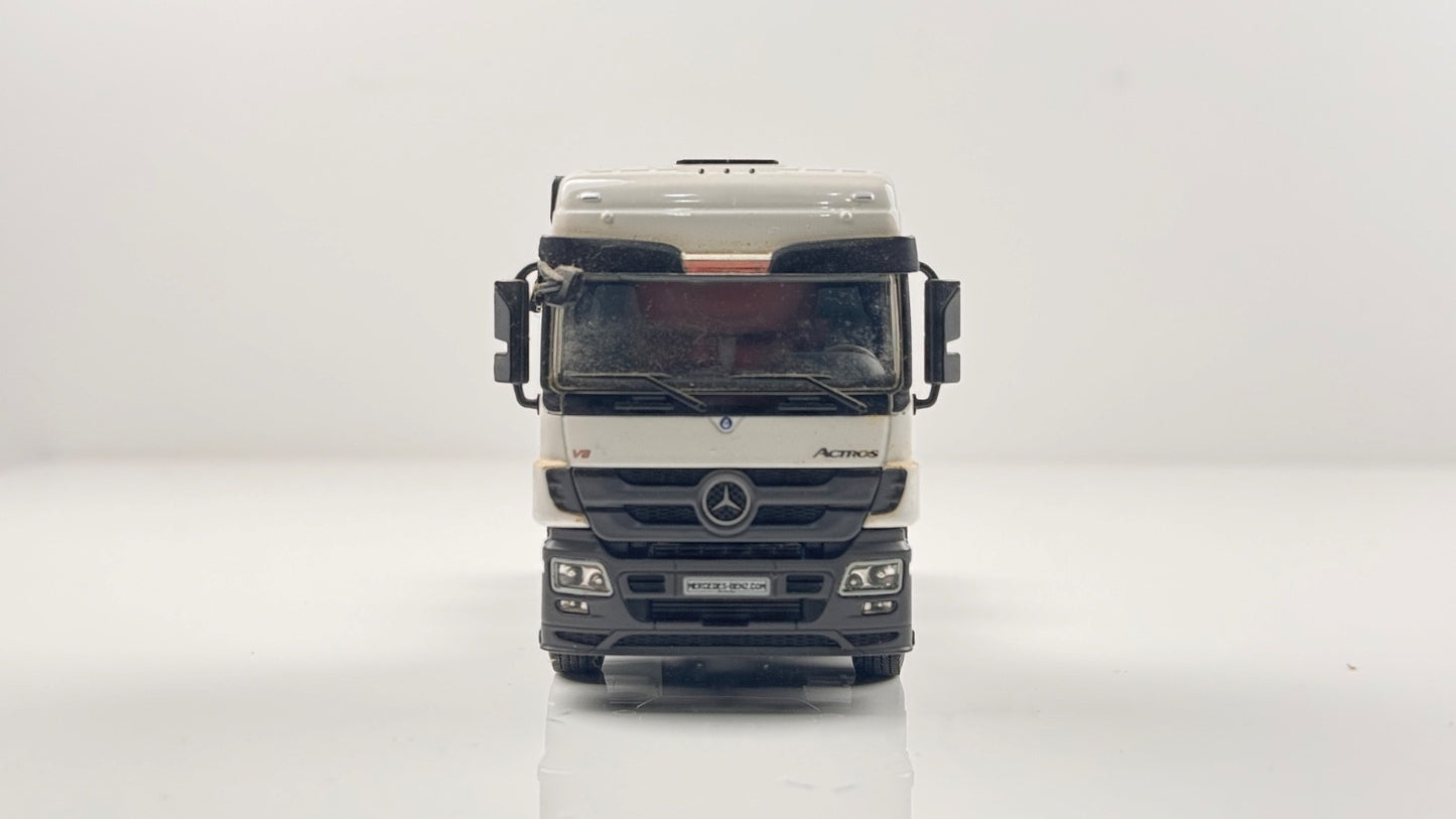 WSI 1/50 SCALE - WL-MB003 - MERCEDES BENZ MP3 L 6X4 WHITE TRACTOR UNIT BOXED