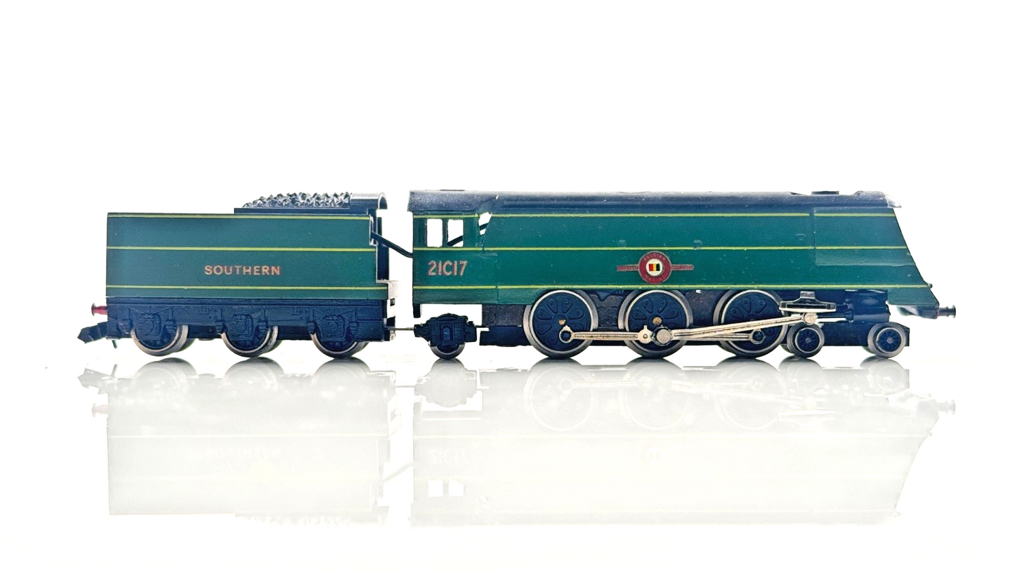 GRAHAM FARISH N GAUGE - 1503 - MERCHANT NAVY SOUTHERN GREEN BELGIAN MARINE 21C17