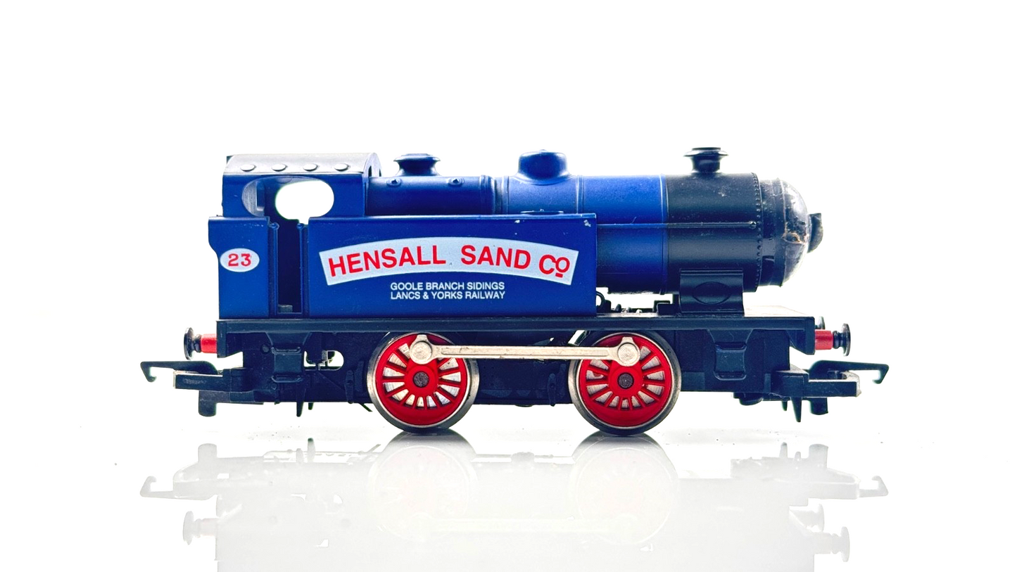 HORNBY 00 GAUGE - HENSALL SAND OF GOOLE 0-4-0 INDUSTRIAL LOCOMOTIVE 23 - UNBOXED