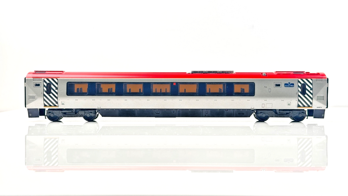 BACHMANN 00 GAUGE - 32-627 - CLASS 221 VIRGIN TRAINS DR WHO 221122 SUPER VOYAGER