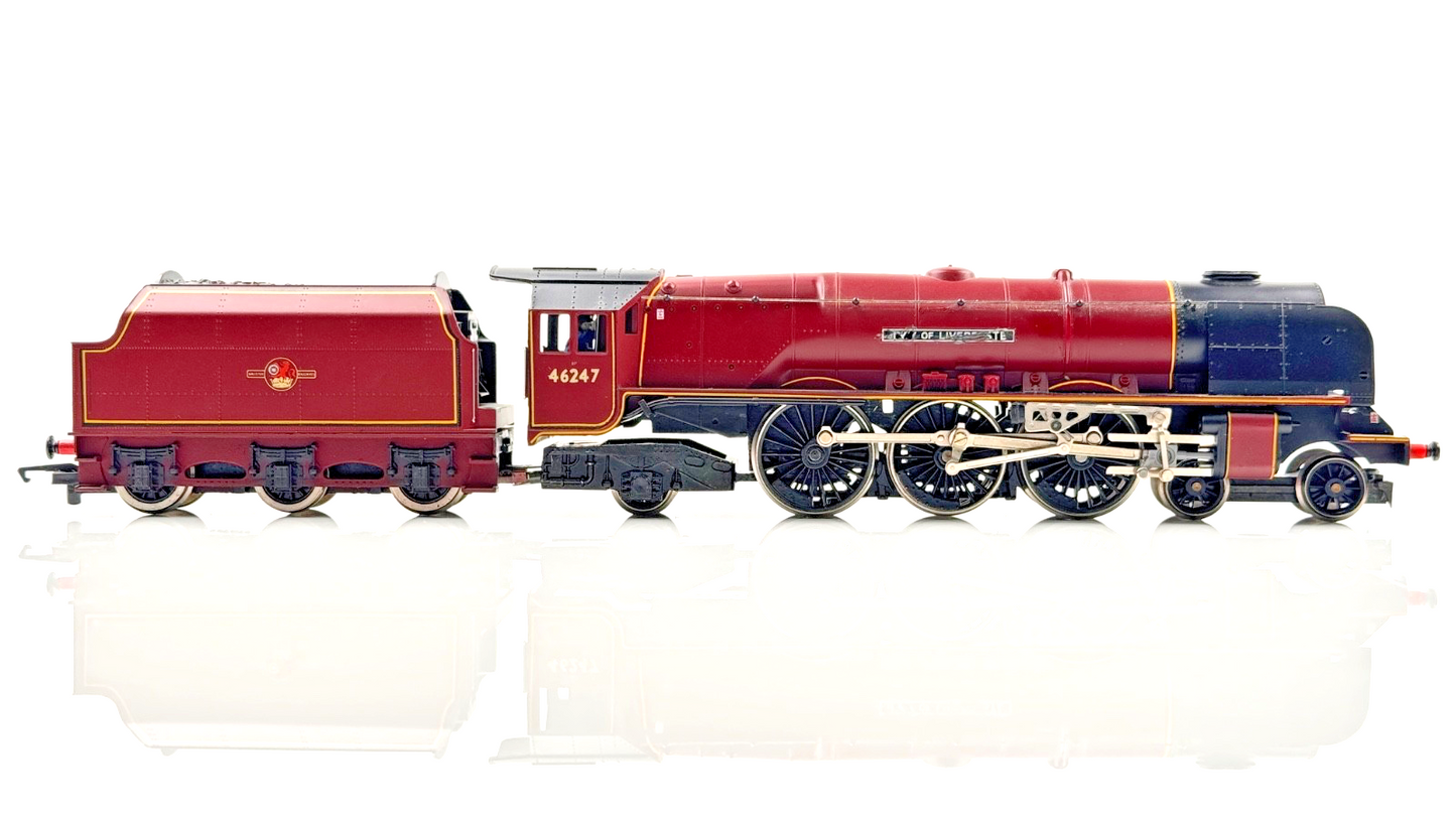 HORNBY 00 GAUGE - R194 - BR MAROON 4-6-2 CITY OF LIVERPOOL PART RENAMED - READ