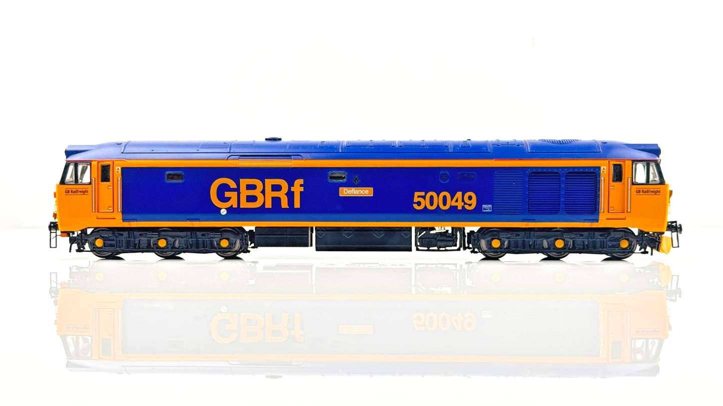HORNBY 00 GAUGE - R3883 - CLASS 50 DIESEL 50049 GBRF DEFIANCE - BOXED