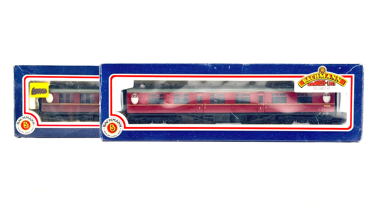 BACHMANN 00 GAUGE - 34-426/34-476 - 63' THOMPSON COMPOSITE/BRAKE COACHES MAROON