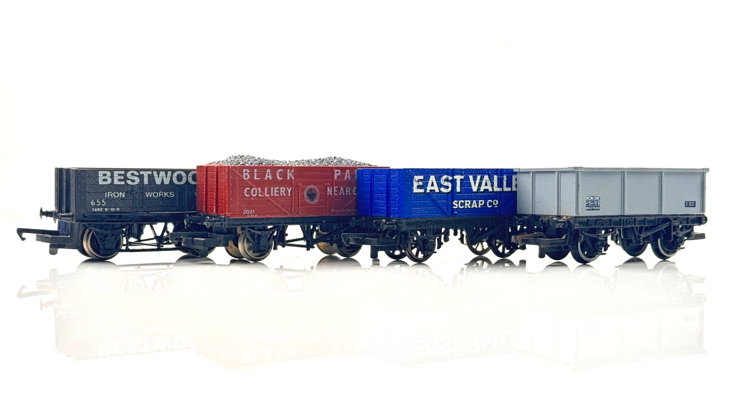 HORNBY/LIMA 00 GAUGE - BESTWOOD IRON BLACK PARK EAST VALLEY BR GREY X 4 WAGONS