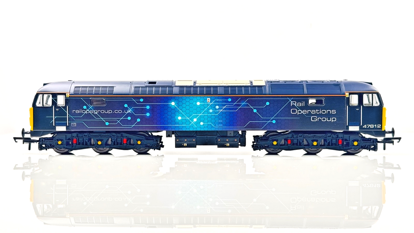 HORNBY 00 GAUGE - R30046 - CLASS 47 DIESEL ROG RAIL OPERATIONS GROUP 47812 BOXED
