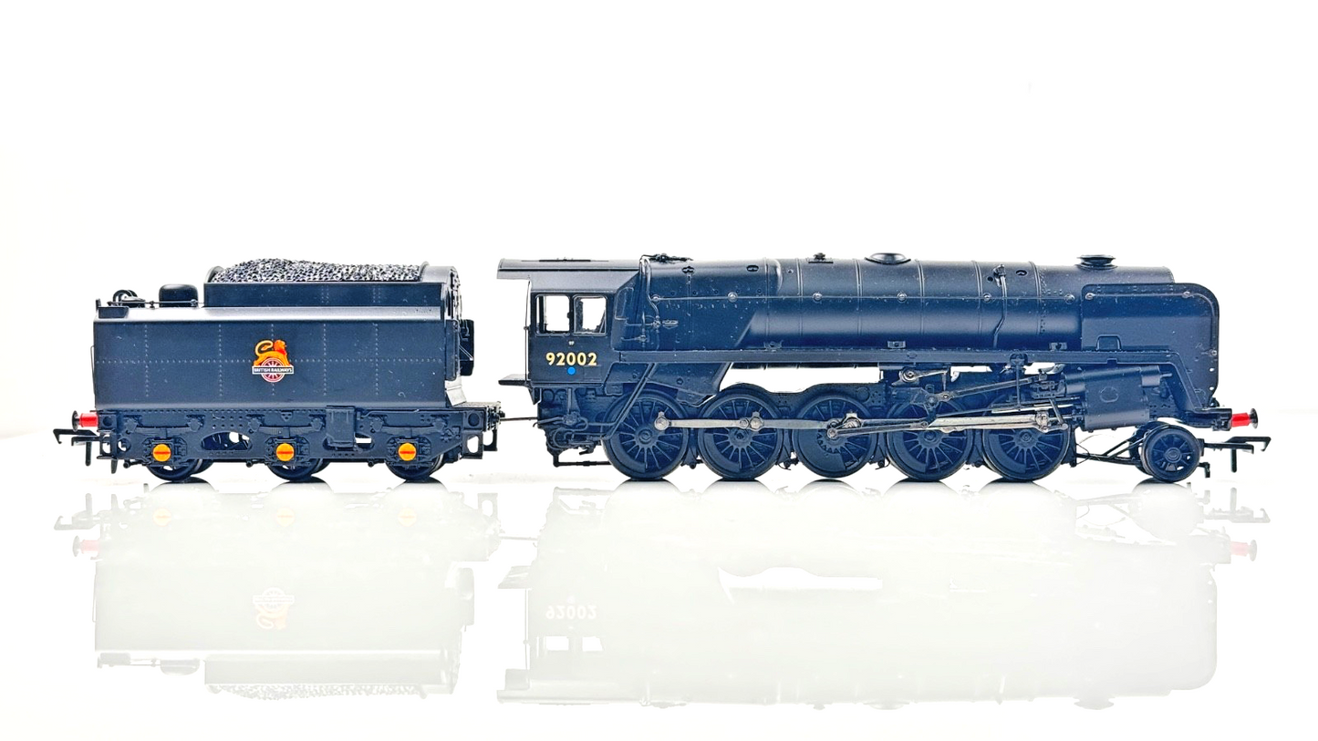 BACHMANN 00 GAUGE - 32-856 - 9F 2-10-0 STANDARD 92002 BR BLACK E/CREST BR1G