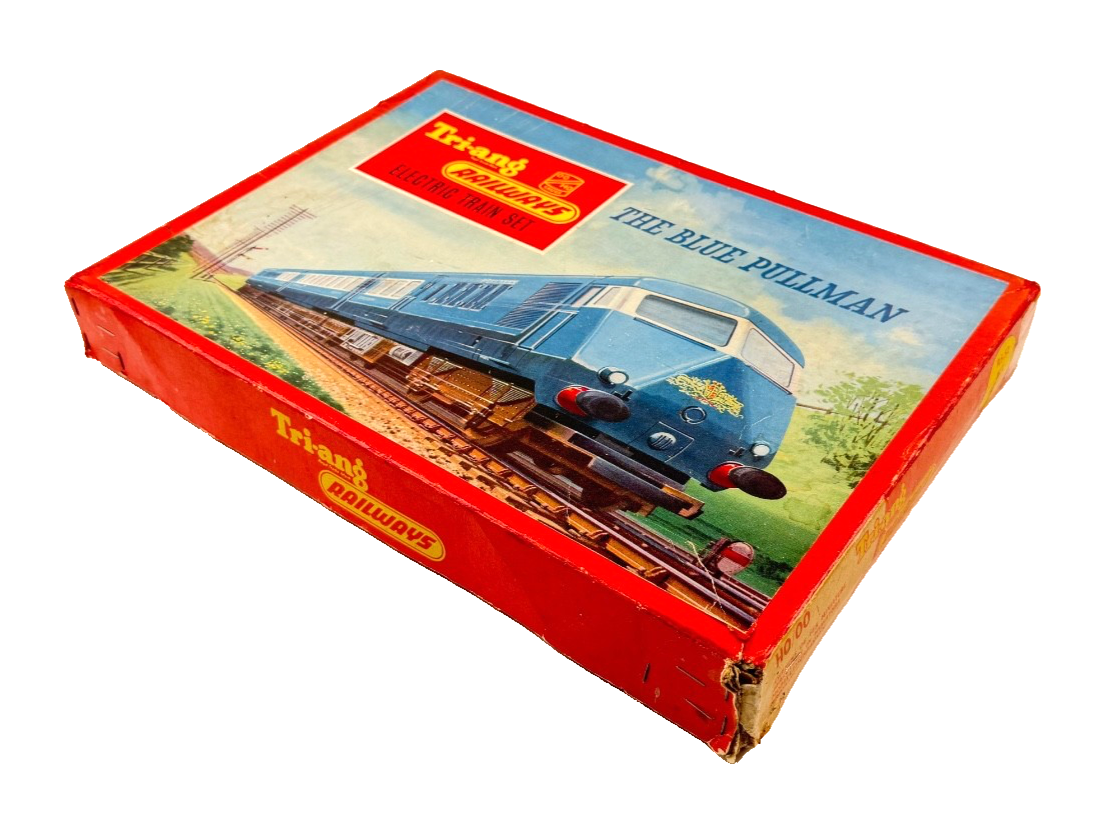 TRIANG HORNBY 00 GAUGE - RS.52 - BLUE PULLMAN 3 CAR LOCOMOTIVE & TRACK PACK 2