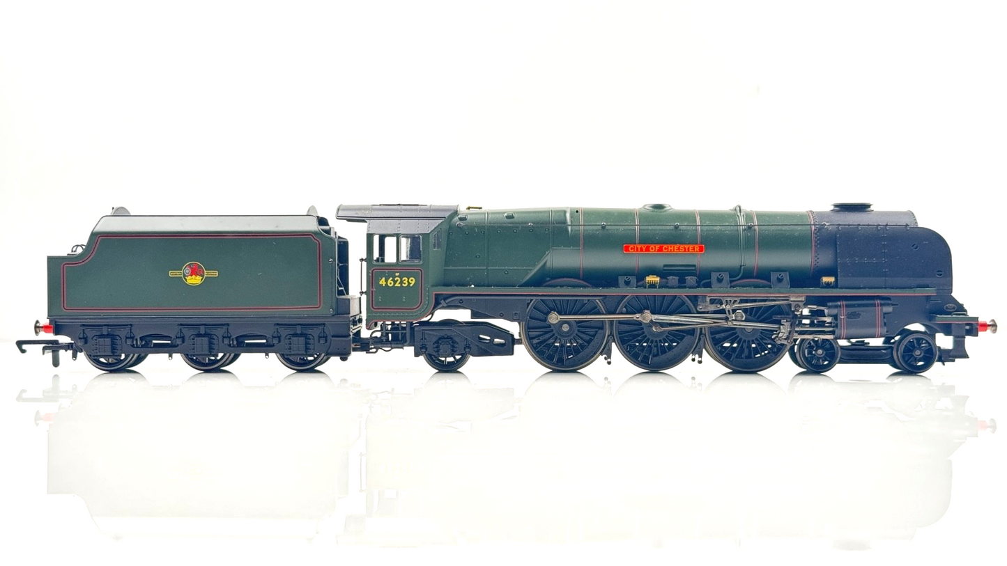 HORNBY 00 GAUGE - R2312 - BR 4-6-2 DUCHESS CLASS CITY OF CHESTER 46239 BOXED
