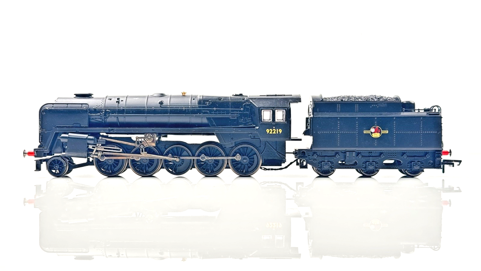 HORNBY 00 GAUGE - R3942 - BR BLACK 2-10-0 CLASS 9F LOCOMOTIVE 92219 BOXED