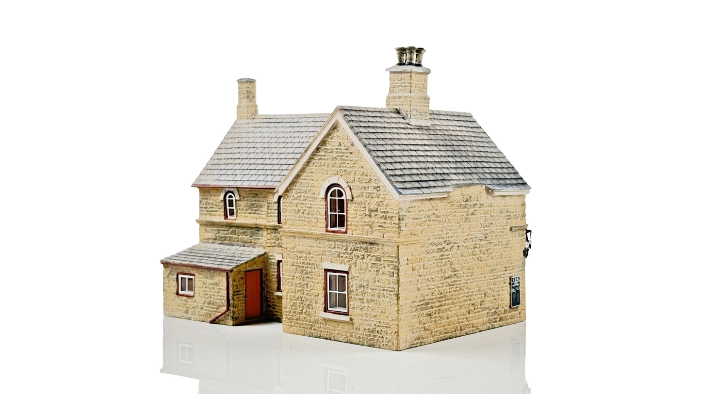 BACHMANN SCENECRAFT 00 GAUGE - 44-142 - HIGHLEY STATION HOUSE - UNBOXED