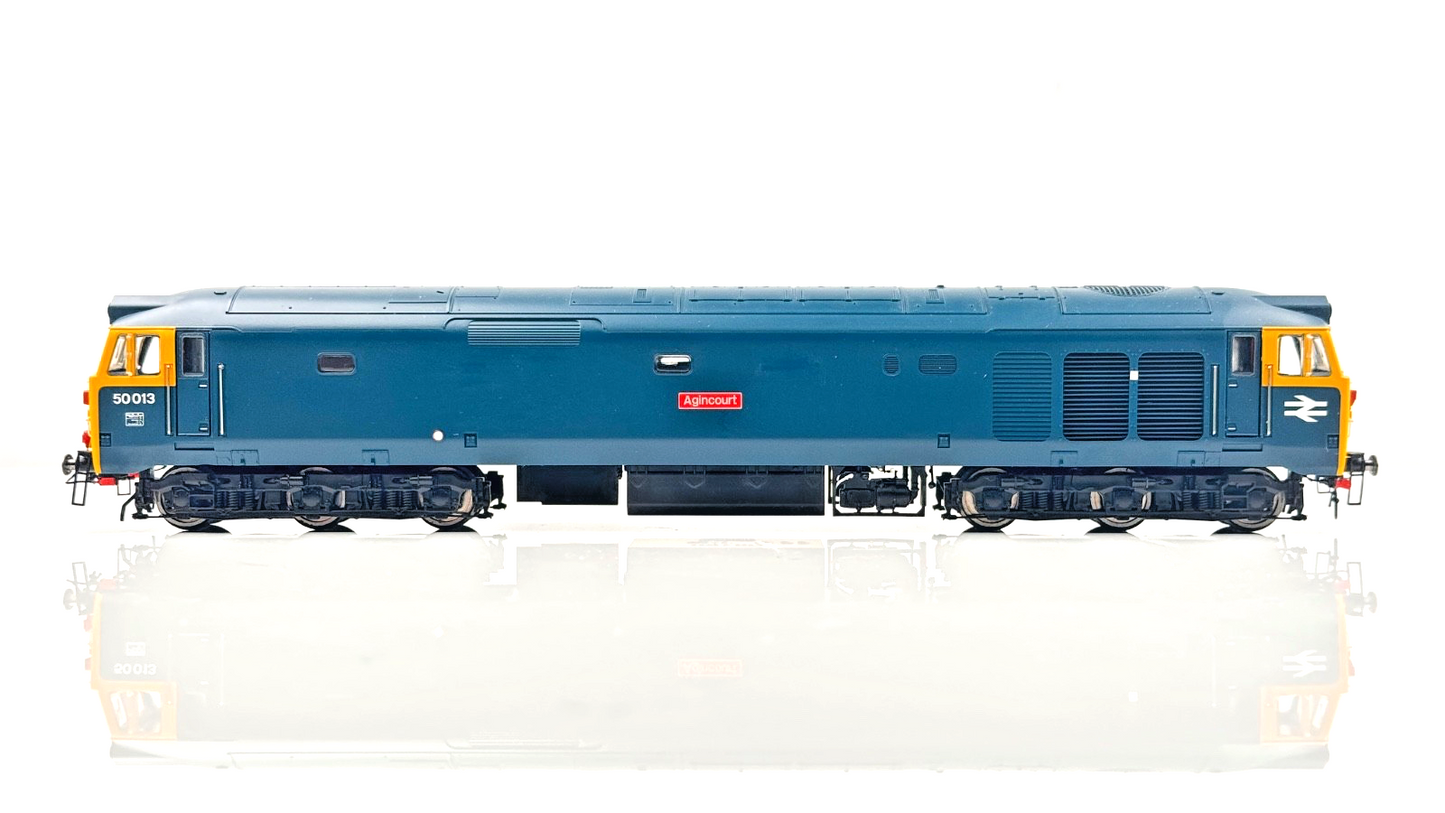 HORNBY 00 GAUGE - R2486 - CLASS 50 BR BLUE 50013 AGINCOURT - NOT PERFECT