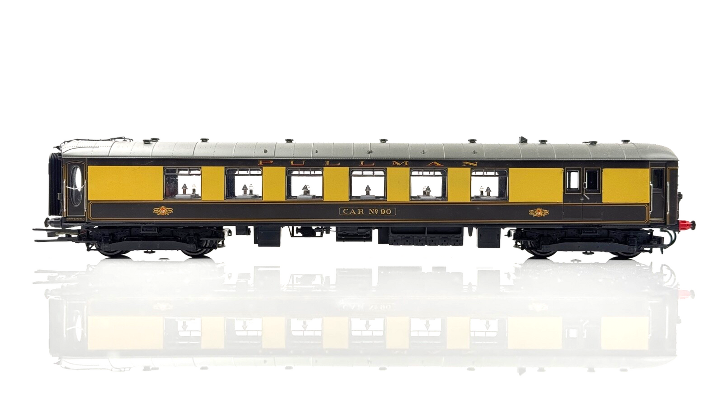 HORNBY 00 GAUGE - R3184 - BRIGHTON BELLE 1960 PULLMAN TRAIN PACK DCC - BOXED