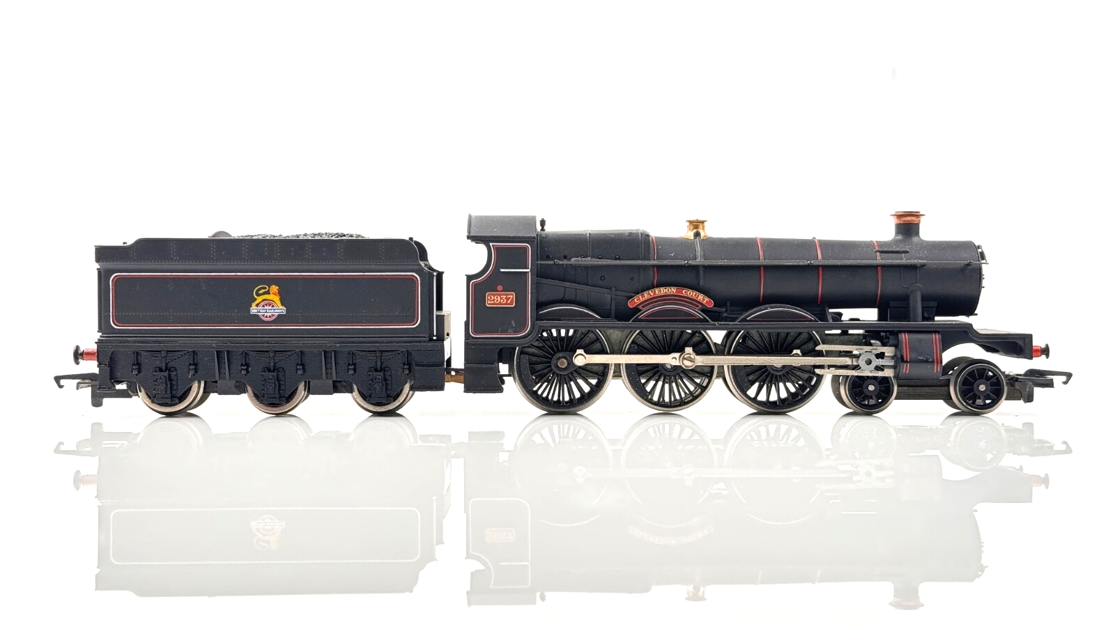 HORNBY 00 GAUGE - R380 - BR BLACK SAINT CLASS 'CLEVEDON COURT' 2937 - BOXED