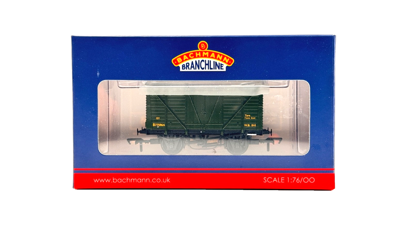 BACHMANN 00 GAUGE - 37-2024K - BR 12 TON VENT VAN CORRUGATED END WD BRONZE GREEN