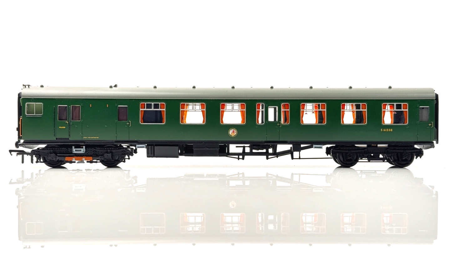 BACHMANN 00 GAUGE - 31-426A - 4CEP EMU 7128 LATE SR MULTIPLE UNIT GREEN BOXED